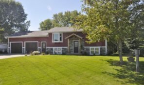 1312 Moorstone Dr NE, Alexandria $189,000 1312 Moorstone Dr NE, Alexandria $189,000